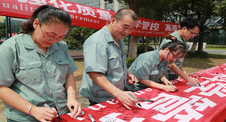 1539842667712262.jpg 可以加西貝拉公眾號二維碼.jpg