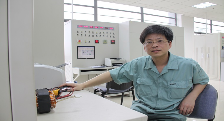 嘉興市總工會(huì)授予加西貝拉技術(shù)中心副主任姚輝軍“嘉興市五一勞動(dòng)獎(jiǎng)?wù)隆睒s譽(yù)稱號(hào)